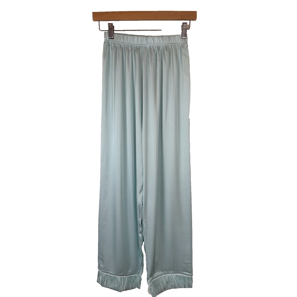 Lola + The Boys 2-‎ Piece Satin Pajama Set Sky Feather Silky Size Small Blue - Picture 10 of 16